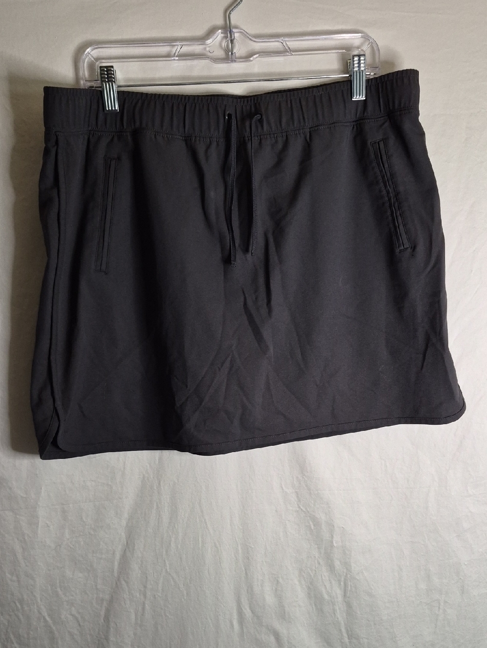 made for life Black Athletic Mini Skirt with Drawstring